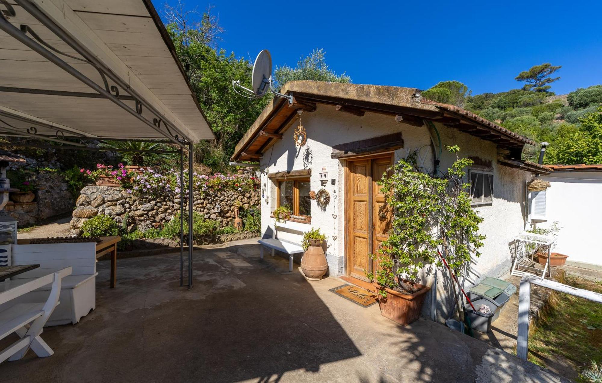 Cottage Pura Vigna Immerso Nella Natura Vicino Al Mare 포르투산투스테파노 외부 사진